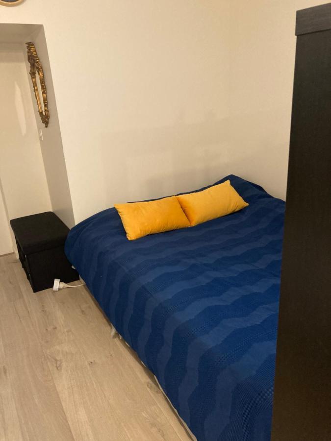 Une Chambre Chez Nous, A 12 Minutes De Paris Malakoff Luaran gambar