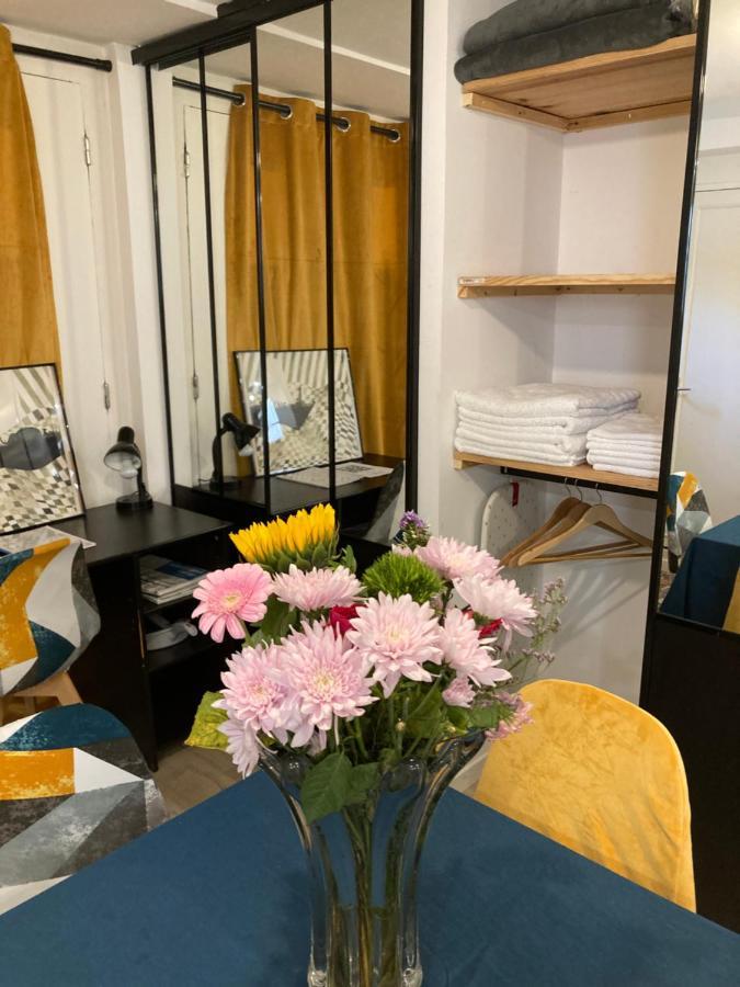 Une Chambre Chez Nous, A 12 Minutes De Paris Malakoff Luaran gambar