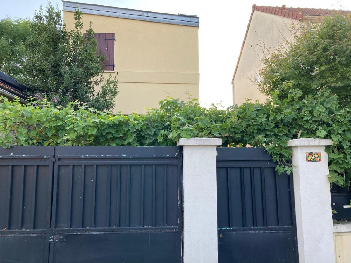 Une Chambre Chez Nous, A 12 Minutes De Paris Malakoff Luaran gambar